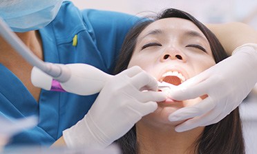 Patient in Chicago getting a root canal