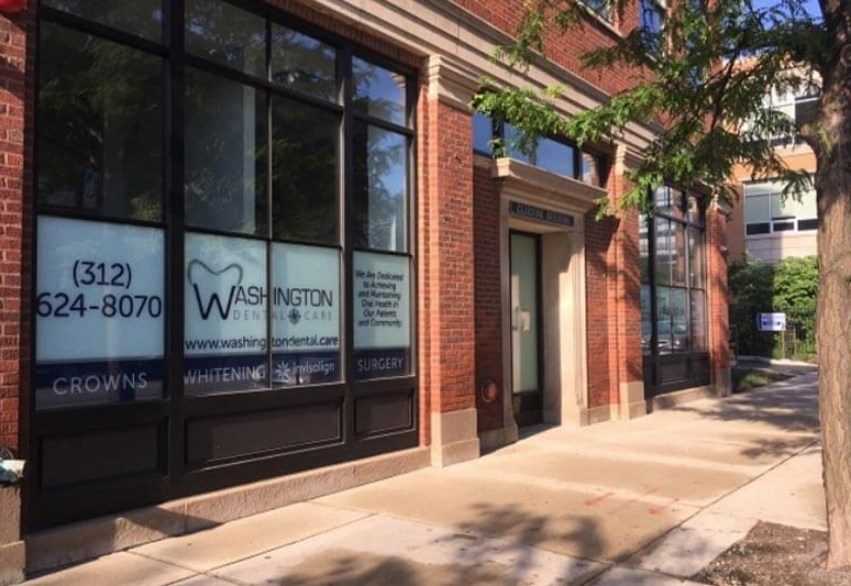 Outside view of West Loop Chicago dental office